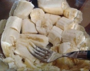 mash bananas with a fork